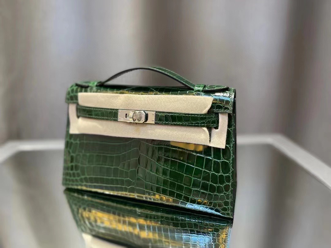 에르메스 켈리 포쉐트 그린 은장 샤이니 악어가죽